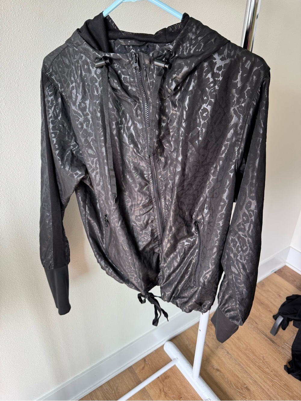 ZYIA Active Cheetah Bomber Zip Up Windbreaker Jacket Size M Black
